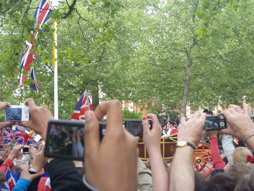 Wills & Kate riding past