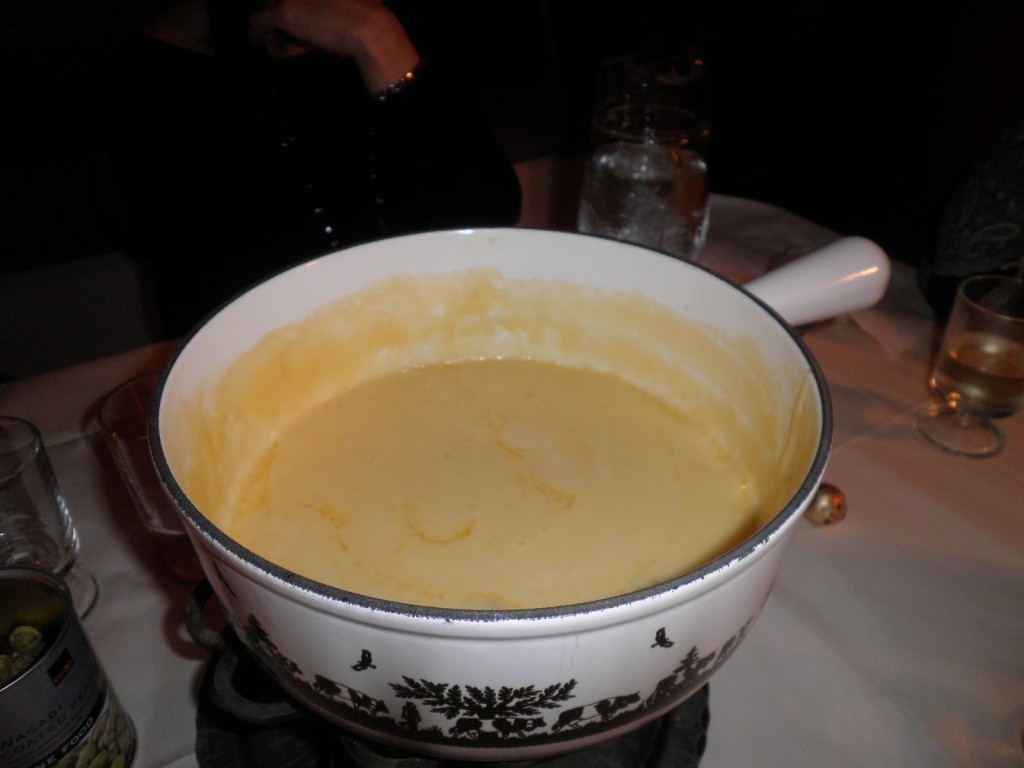 Traditional Swiss Kasefondue